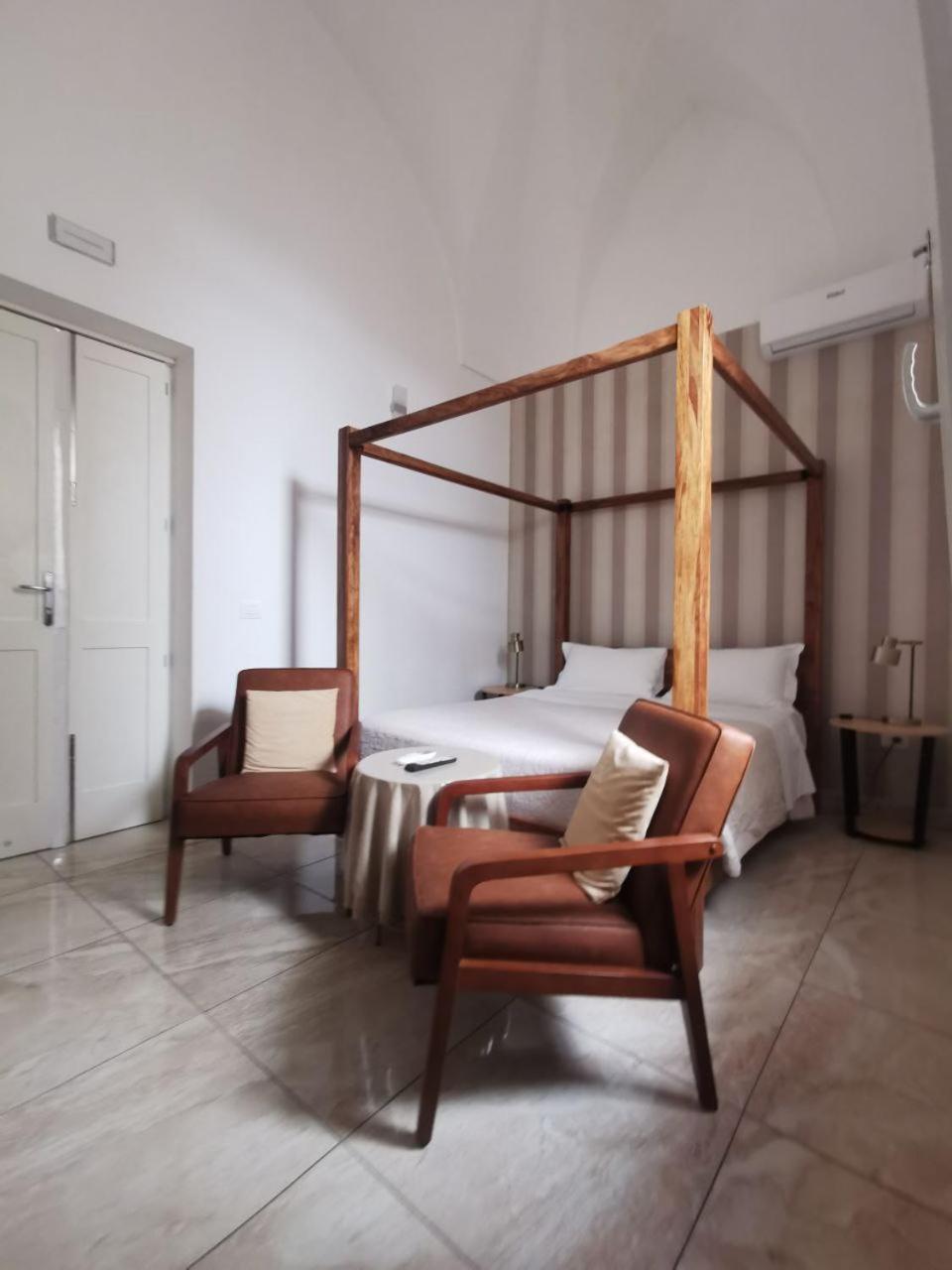 Dimora San Biagio Suites&Apartment Лечче Екстер'єр фото